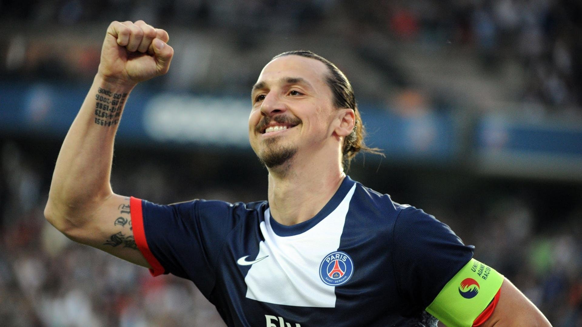 掘金发布球员自传集《我们就是丹佛》,首日销量破万